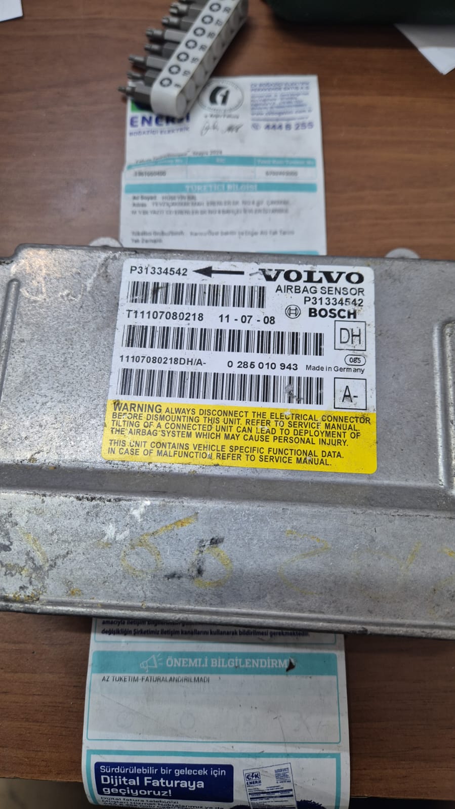 P31334542 0285010943 VOLVO s60 airbag beyini